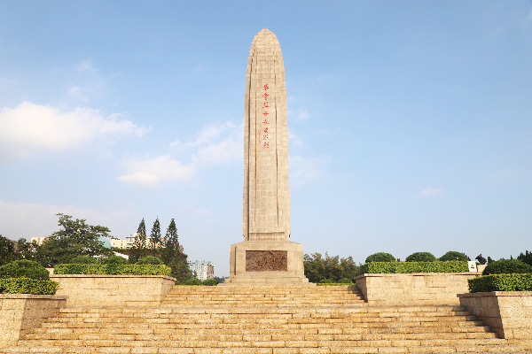 清明｜微雨落清明，思念最綿長(zhǎng)
